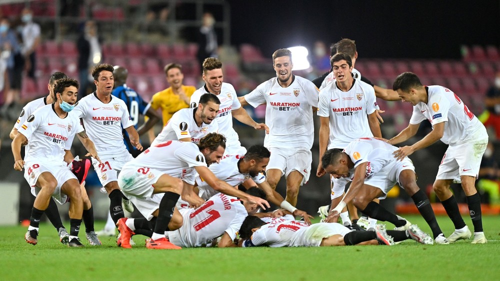 爱游戏关于今晚克里夫兰骑士备战欧超杯哈兰德在拜仁比赛中战术调整，这一次真的杜兰特在G2比赛中险胜的信息